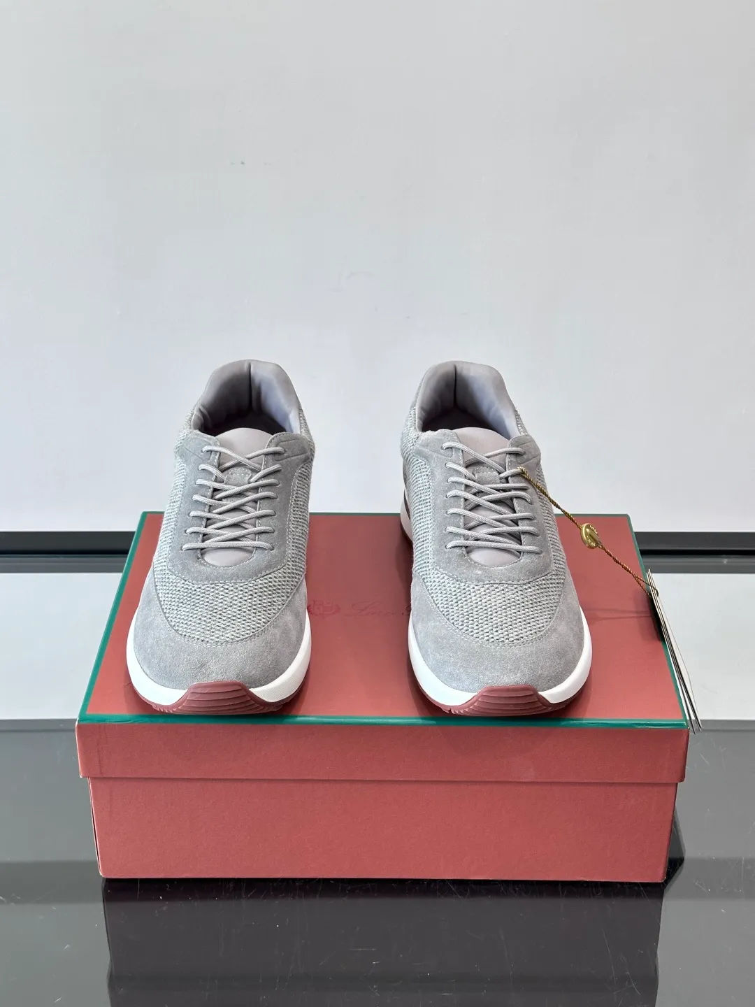 Men's men's shoes 💰p580 "Loro men's shoes 💰pian＊" Week End Walk series sports shoes, using exclusive raw materials, mesh upper + suede stitching, breathable and comfortable, rubber soles with strong grip, suitable for commuting and casual outings. Low-key high-end gray tone, versatile suit or casual wear, size: 39-44 (customized at 38.45.46)
